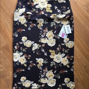 LuLaRoe Medium Cassie NWT Floral Unicorn HTF